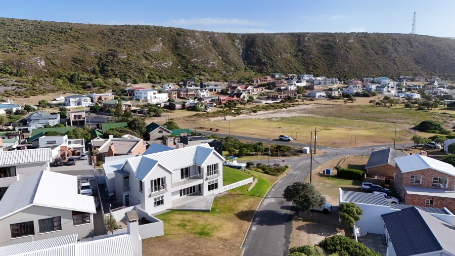 4 Bedroom Property for Sale in Agulhas Western Cape